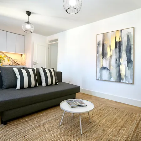 Urban Vista In - By Misha's Place 5d Апартаменты