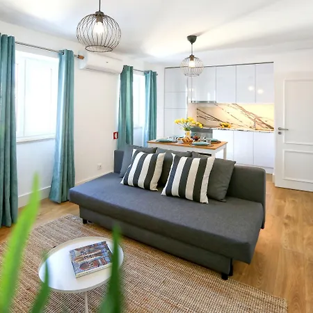 Urban Vista In - By Misha's Place 5d *