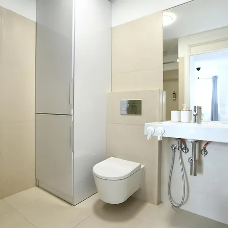 Urban Vista In - By Misha's Place 5d *