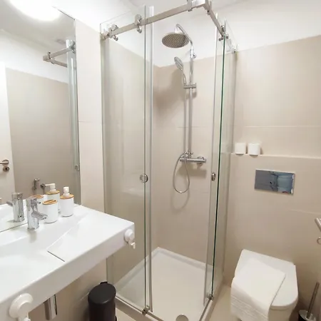 Urban Vista In - By Misha's Place 5d Lisboa